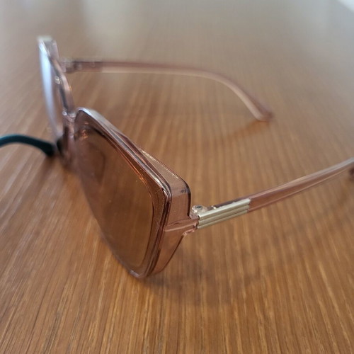 Pack of 3 sunglasses like new, green-orange, brown transparent and white
