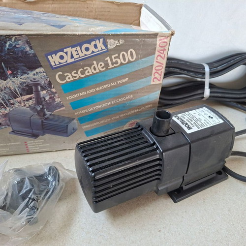 Hozelock Cascade 1500 Fountain and Waterfall Pump new in box