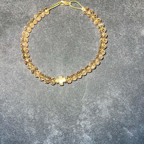 Handmade bracelet with wire fastening gold color new