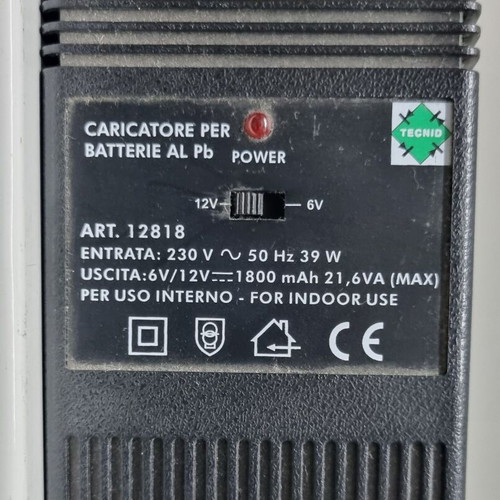 Φορτιστής μπαταριών μολύβδου (Pb) 6V/12V, 1800mAh, εσωτερικού χώρου