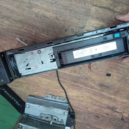 BMW 3 E46 CD/DVD changer used