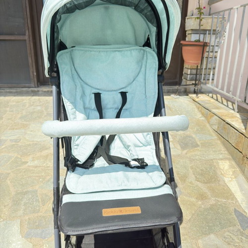 Bebe Light Kiddo Travel stroller like new, mint color, lightweight