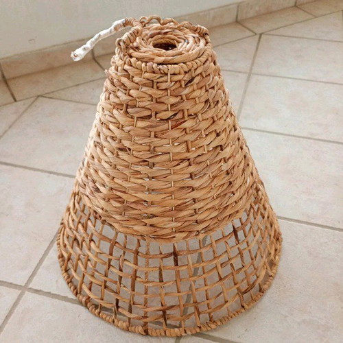 Wicker conical ceiling lamp shade like new Φ50*45