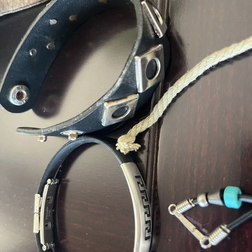 Necklaces used, assorted set