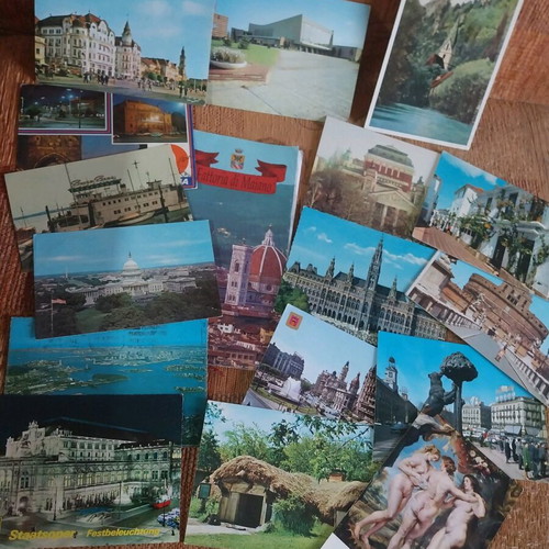Postcards used, lot of 130 from around the world with maps and guides