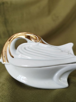 Vintage collectible Pate De Limoges porcelain swan decorative figurine used