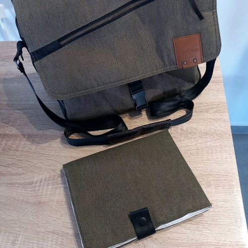 Baby stroller bag olive denim like new with pockets and changing mat