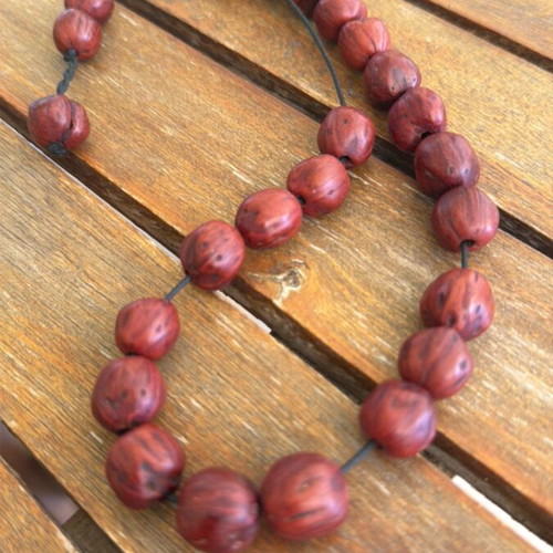 Moschokarydo Komboloi like new with beads