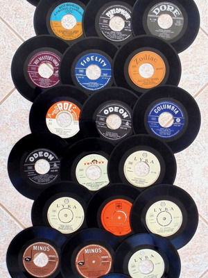 Set of 22 Vintage Greek Vinyl 45 RPM Records, used, laiko and folk