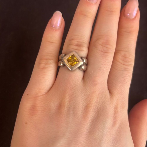 Silver 950 vintage ring with yellow stone used