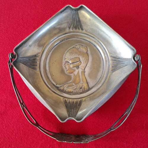 Art Nouveau silver plated candy dish used, early 20th century