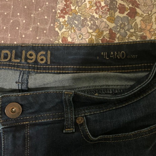 DL1961 Vintage Bootcut Jeans Like New, Dark Blue, Low Rise
