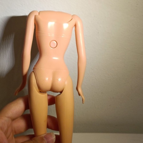 My Scene Chelsea Swapping Styles doll body