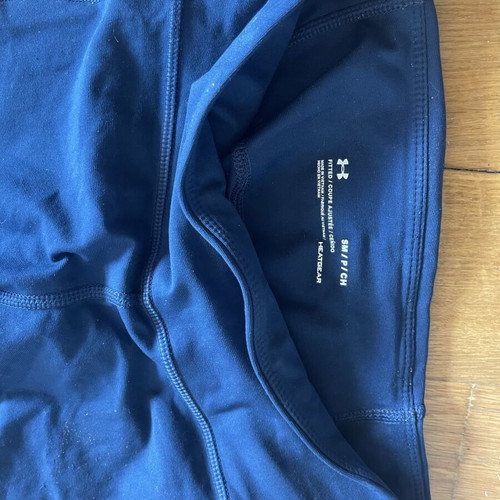 Under Armour blue leggings used, sizes S and M