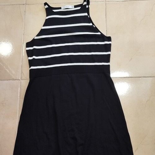 Zara knitted dress striped black and white like new, size M