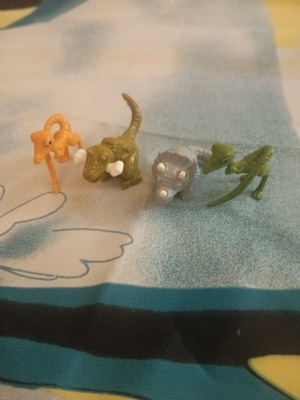 Kinder Dinosaur 2008 set used