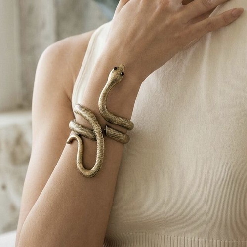 Bracelets new gold color