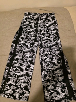 Pole Bottom Creatures XIX pants like new, size large
