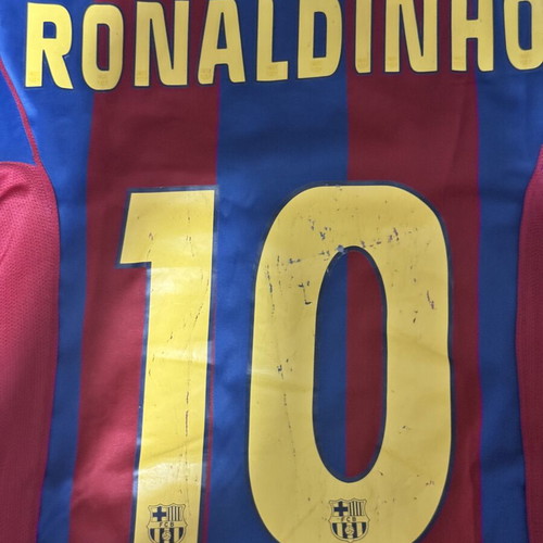 Barcelona FC Ronaldinho 2005/06 Nike jersey used, authentic