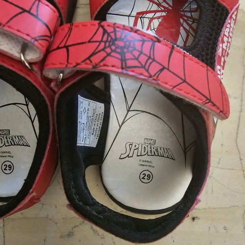 Spiderman sandals used, size 29