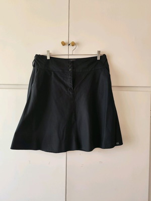 Black A-line skirt used, size L