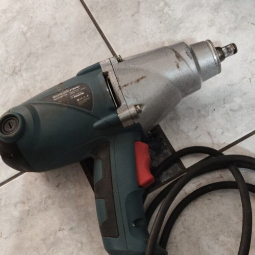 Bormann Pro 1/2" Impact Wrench 450Nm like new