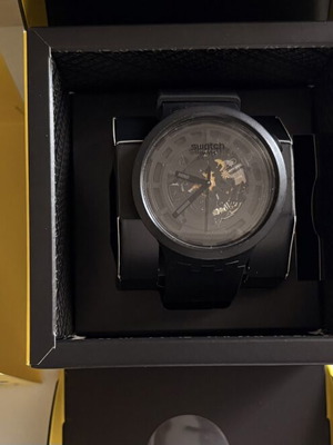 Swatch Big Bold watch used with scratches on dial