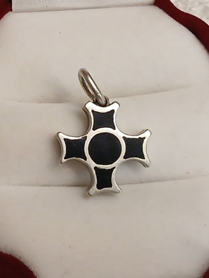 Silver 925 solid cross vintage, like new
