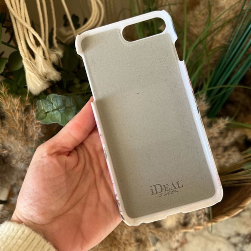 Ideal of Sweden case for iPhone 8 Plus used