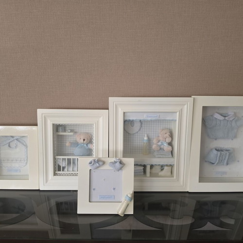 Pasito a Pasito set of 4 frames and 1 picture frame like new