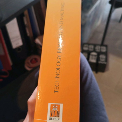 Academic book of professional brewing like new