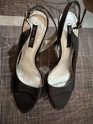 Nine West sandals used with damage on insole leather size 38