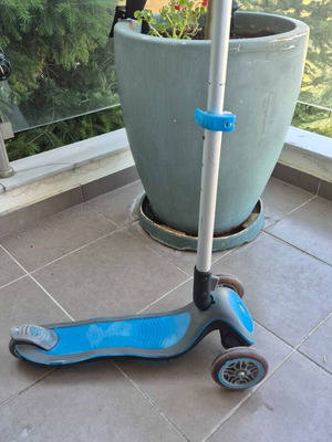 Globber scooter