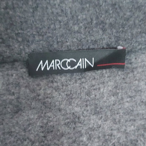 Marc Caine original vest like new, animal print and grey