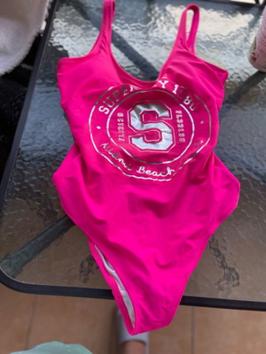 Νέο ροζ ολόσωμο μαγιό Superdry EU 38