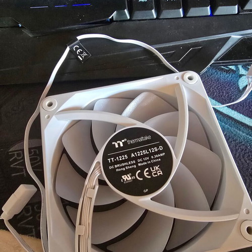Thermaltake PC fans 120mm RGB 4-pin new x2