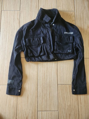 Jean jacket black with zipper and inner cord like new, Bershka XS