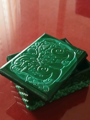 Czech malachite box with small defect
