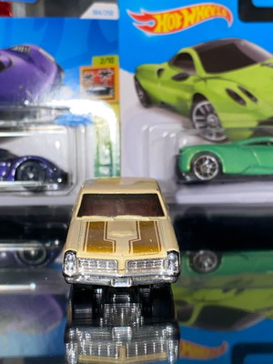 Hot Wheels Pontiac GTO tan 1965 μεταχειρισμένο Multipack Exclusive