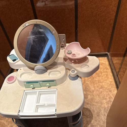 Smoby Children's Beauty Vanity Table used with Mirror and Storage