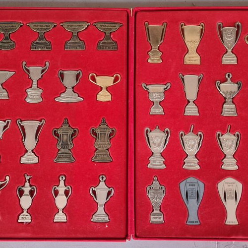 Olympiacos Collection of 38 Championships Case Like New