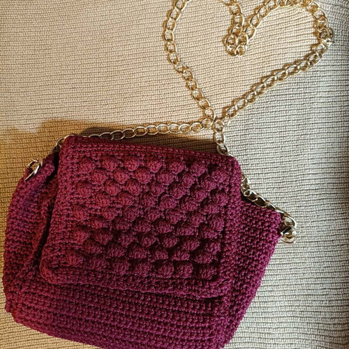 Handmade knitted crossbody bag like new, burgundy color