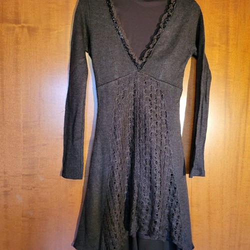 Brown long-sleeve knee-length dress like new, size S