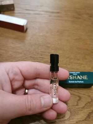 Nishane Hundred Silent Ways Extrait de Parfum tester like new 1.5 ml