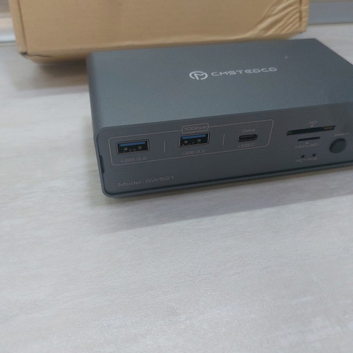 CMSTEDCD SW521 Professional KVM Switch Docking Station for 2 Computers and 2 Monitors
