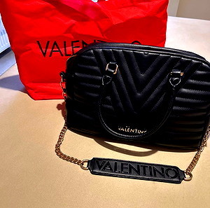 VALENTINO τσαντα μαυρη αψογη