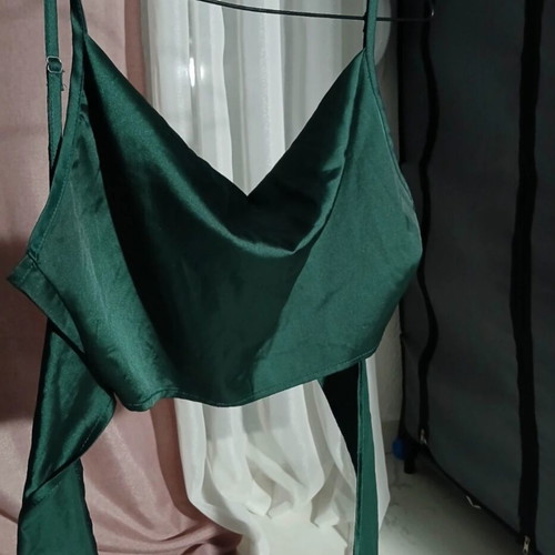 Top with back tie, like new, green, size S