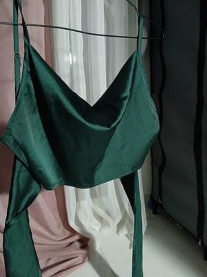 Top with back tie, like new, green, size S