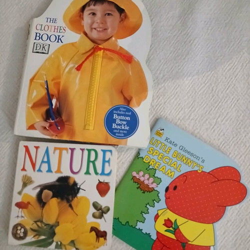 English books like new, set of 3 for children