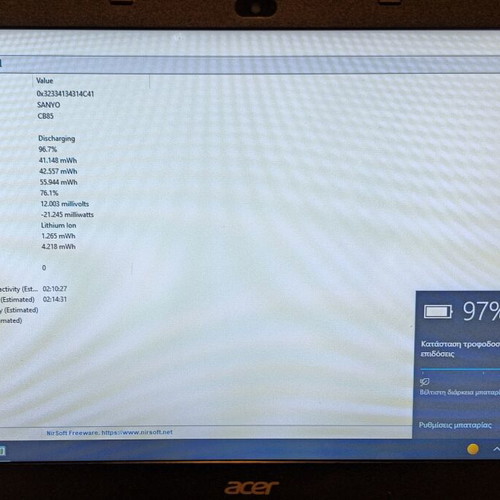 Acer Aspire E5-572G laptop used, i3-4000M, 8GB RAM, 120GB SSD, Nvidia 840M